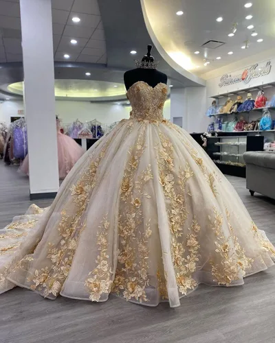 Vista 4 de Zhangyo Vestidos de quinceañera sin tirantes Vestido de bola Puffy Tulle Dulce 15 16 Vestidos Laca con cuentas Vestido de membrillo CXL087