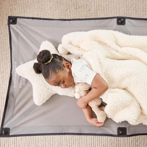 Vista 7 de Regalo My Cot - Cama portátil extralarga, incluye una sábana bajera, gris, 54 x 28 x 12 pulgadas, paquete de 1 unidad