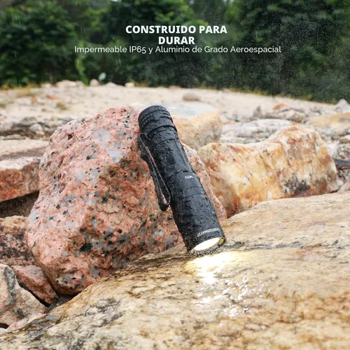 Vista 7 de Guardtier Linterna M70 EDC de 1100 lúmenes, luz de bolsillo recargable USB-C con clip, 5 modos de luz LED compacta para campamento, senderismo