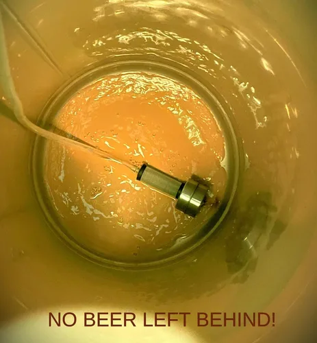 Vista 6 de FLOTit 2.0 con tubo de inmersión de gas Max Headroom y una herramienta GANCHO. Tubo de inmersión flotante sin cerveza con DFI para una cerveza