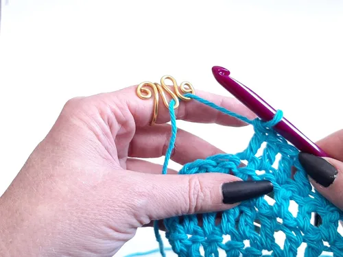 Vista 8 de Handmade Crochet Tension Ring ZigZag Wire Wrapped Knitting or Crochet Tool Crochet Gifts and Accessories Active