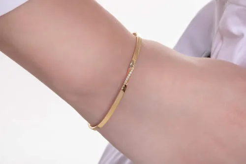 Vista 9 de Brazalete Mobius de oro macizo en 9K, 14K y 18K, pulsera Mobius de diamantes para mujer, pulsera de diamantes atemporal, brazalete de oro hecho a