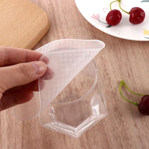 Vista 8 de Pokinge 4 fundas para contenedores de alimentos, tapas elásticas de silicona transparente, reutilizables, para microondas, 3 tamaños, cubierta