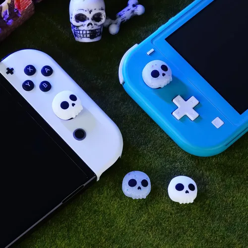 Vista 4 de Juego de 4 agarres para el pulgar de Nintendo Switch Joy-Con Joystick, bonitos accesorios de silicona suave compatibles con Nintendo Switch OLED