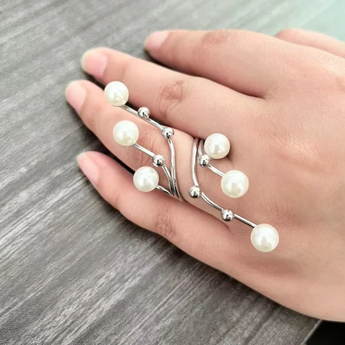 Vista 2 de Anillo de perlas hecho a mano, apilable, anillos ajustables de perlas abiertas, anillo de dedo completo, joyería de racimo de perlas de personalidad