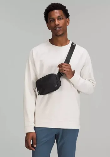 Vista 3 de Lululemon Everywhere - Bolsa para cinturón 1L, Blanco