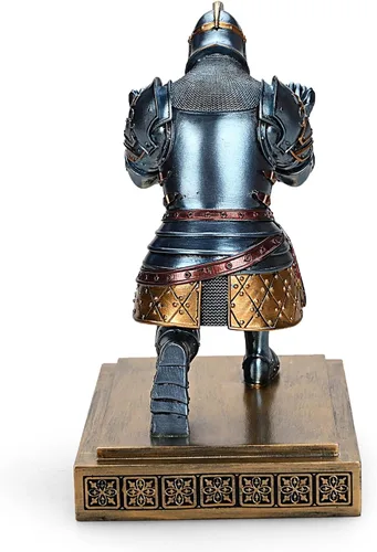 Vista 4 de King's Guard Knight - Soporte para bolígrafos, organizadores de escritorio y accesorios, soporte de resina para lápices como regalo para oficina