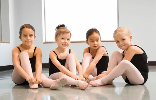 Vista 8 de MdnMd Girls' Women's Ballet Tights Ultra Soft Convertible Dance Leggings Transition Tights for Toddler Kids Adult