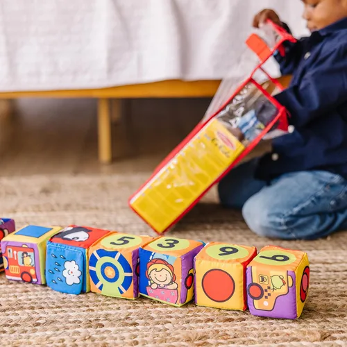 Vista 3 de Melissa & Doug K 's Juego de bloques blandos para combinar y construir para niños