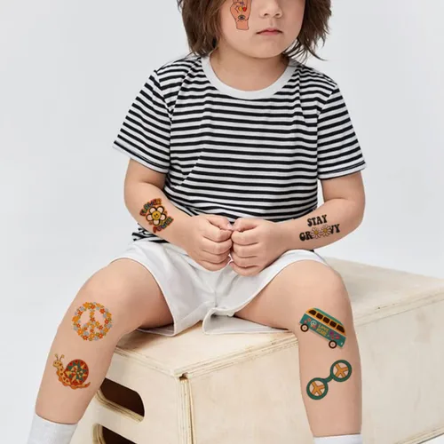 Vista 4 de CHARLENT Tatuajes temporales hippie para niños, 79 piezas Groovy 70s Flower Power Peace and Love Tattoos para niños y niñas, suministros de fiesta