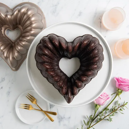 Vista 3 de Nordic Ware Sartén elegante con forma de corazón