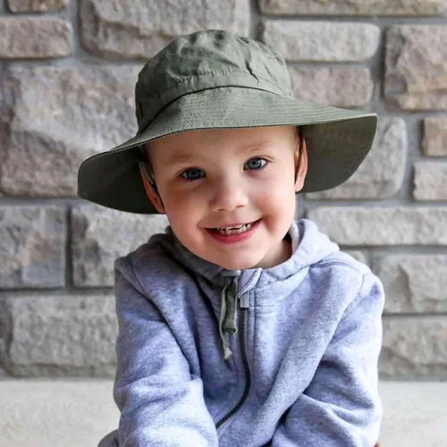 Vista 4 de JAN & JUL - Gorro de sol con capucha de algodón Grow-with-Me para bebés y niños Verde militar