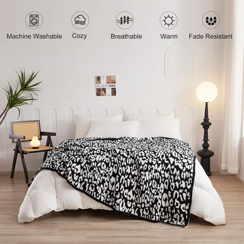 Vista 6 de MH MYLUNE HOME Manta de leopardo ultra suave, color blanco y negro, 50 x 60 pulgadas Reversible Cheetah Print Blanket, Comfy Fluffy Fuzzy Plush