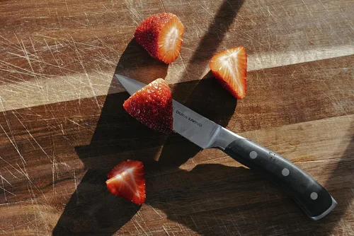Vista 5 de DURA LIVING Cuchillo de pelar, cuchillo de cocina profesional de 3.5 pulgadas, cuchillo alemán de acero inoxidable de alto carbono ultra afilado