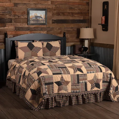 Vista 7 de VHC Brands Bingham Star King Quilt 110Wx97L Country Patchwork Design, Soft Black and Tan