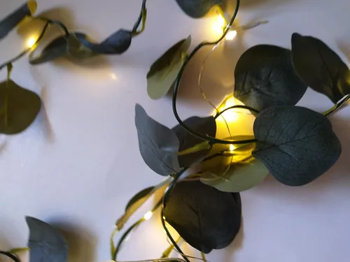 Vista 3 de 2pcs Green Eucalyptus Leaves Garland with LED Lights Great for Year Round Decor, Parties, Weddings