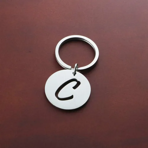 Vista 2 de Llavero con inicial, llavero con nombre, llavero de memoria, joyería inicial, regalo inspirador