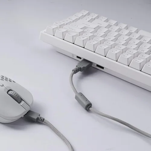 Vista 9 de RK ROYAL KLUDGE RK84 Teclado mecánico con cable RGB 75% intercambiable en caliente, teclado para juegos TKL sin llave de 84 teclas con software