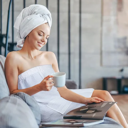 Vista 6 de Hercicy 4 piezas de toallas de spa para mujer con cierre ajustable y parte superior elástica, toalla ligera para baño y ducha