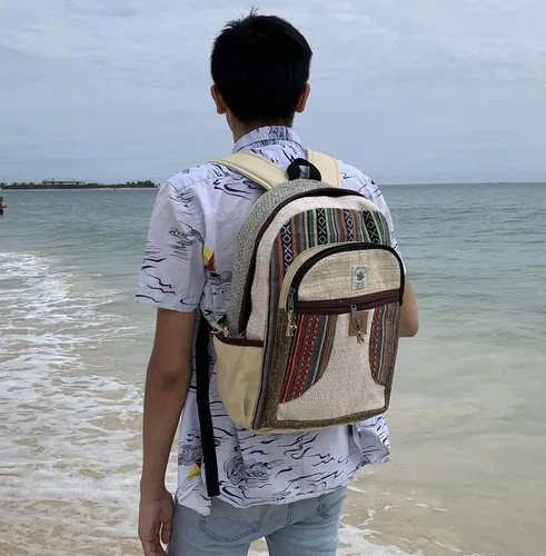 Vista 9 de Mochila Nepal de cáñamo grande hecha a mano natural con múltiples bolsillos