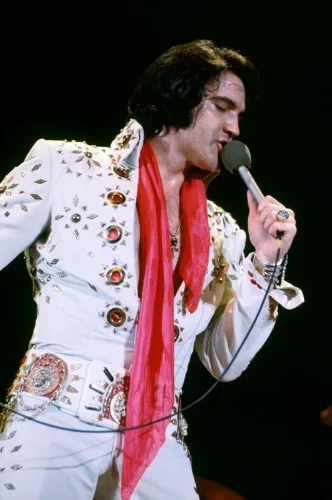 Vista 3 de Elvis on Tour (Blu-ray Book)