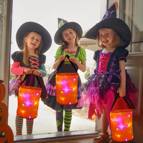 Vista 7 de CCINEE 3 bolsas de dulces de Halloween con luz LED, cubo multiusos iluminado para Halloween para fiesta de Halloween, bolsas de golosinas