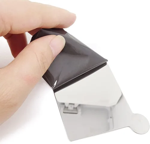 Vista 3 de Honbay Espejo de bolsillo compacto de acero inoxidable, 2 unidades, irrompible, pequeño, espejo rectangular de mano para maquillaje con soporte