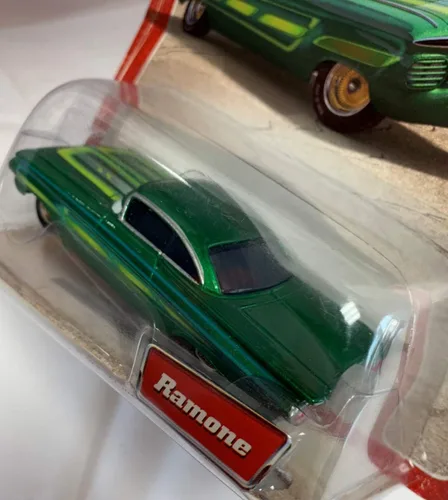 Vista 3 de Disney Pixar Cars Series 1 Original Green Ramone - Coche fundido a escala 1:55