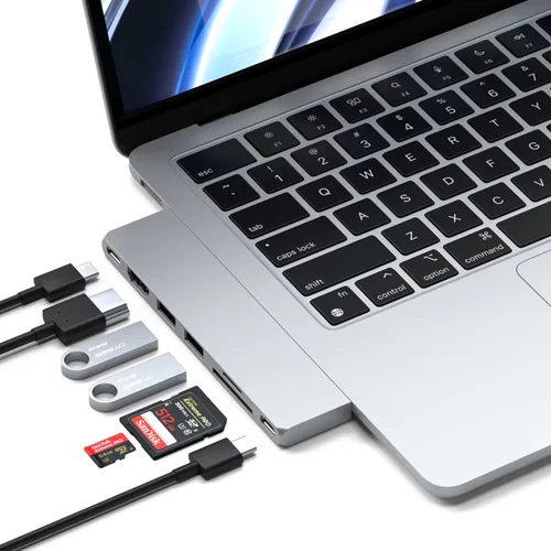 Vista 8 de Satechi Adaptador multipuerto USB C 7 en 1 Pro Slim, USB C Dongle, carga de 100 W, HDMI 4K, USB 4, USB 3.2 Gen 2, lector de tarjetas SD/Micro