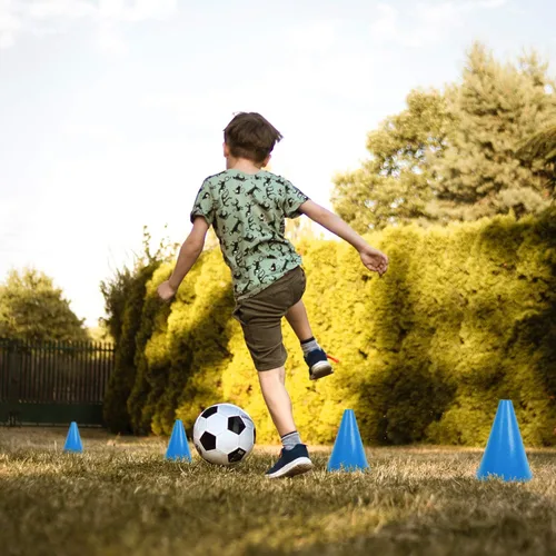 Vista 5 de KINJOEK Paquete de 30 conos de entrenamiento deportivo de 7 pulgadas, conos de tráfico azules con bordes redondeados para seguridad, fútbol, fútbol