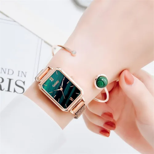 Vista 2 de CdyBox Reloj de pulsera para mujer, correa de malla de aleación, pequeño, verde, conjunto de pulsera de cuarzo con cabeza cuadrada