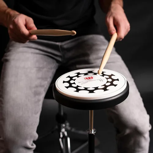 Vista 4 de 6" Drum Practice Pad, Silicone — Medium Rebound and Controlled Volume for Speed, Power and Precision, Classic Logo, 2-YEAR WARRANTY Thomas Lang