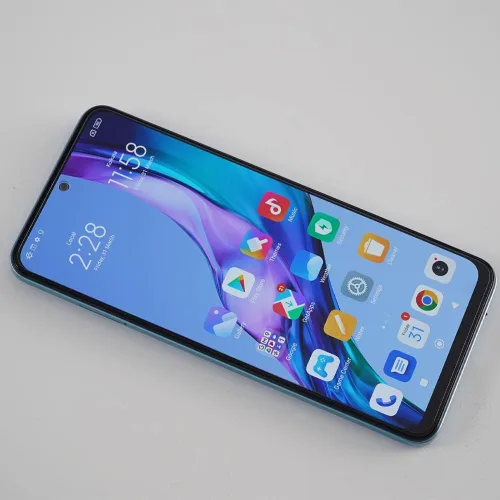 Vista 6 de Ibywind Paquete de 2 protectores de pantalla para Redmi Note 12 Pro 5G/Pro+/Pro Plus 5G (6.67 pulgadas) + 1 protector de lente de cámara + 1