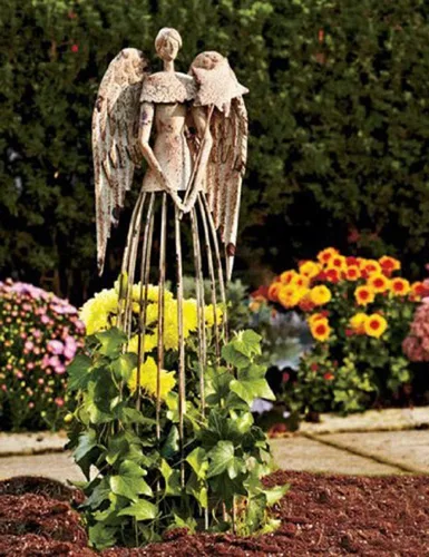 Vista 4 de Y&K Decor - Estatua de ángel de metal envejecido para jardín, patio, césped, patio, decoración de interiores y exteriores, Navidad (25.5 pulgadas)