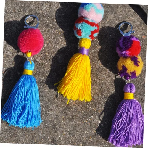 Vista 8 de AOKWAWALIY 2pcs tassel keychain fluffy keychain backpack keychains Funny Key Chain Tassels Keyring Tassels Keychain