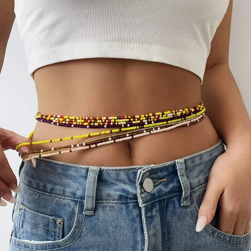 Vista 2 de Cadenas de cuerpo de cintura con cadena de perlas en capas