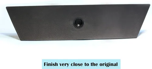 Vista 3 de Cubierta de enganche para Tesla Modelo Y, fácil de instalar y quitar con diseño magnético, (no funciona con el modelo Y 2025 Juniper)