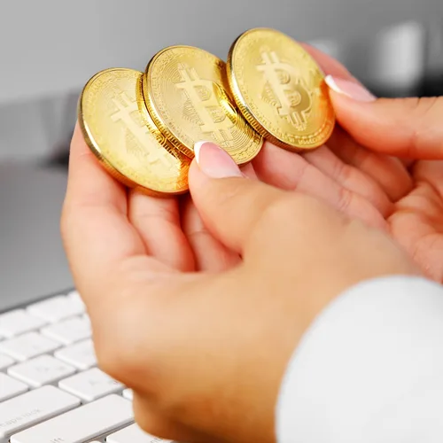 Vista 7 de 1 moneda conmemorativa Bitcoin chapada en oro de 24 quilates, criptomoneda BTC de 0.118 in coleccionable con funda protectora, criptomoneda