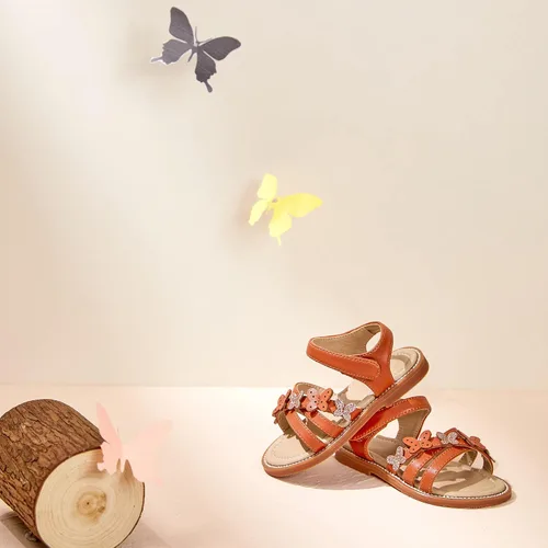 Vista 7 de Felix & Flora Sandalias para niña pequeña - Zapatos de vestir para niña de flores, puntera abierta, zapatos planos de verano para niños pequeños