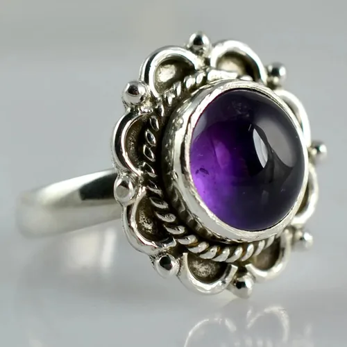 Vista 2 de Navya Craft Anillo de amatista, plata de ley 925, anillo de promesa para mujer, piedra preciosa redonda de amatista natural, joyería hecha a mano
