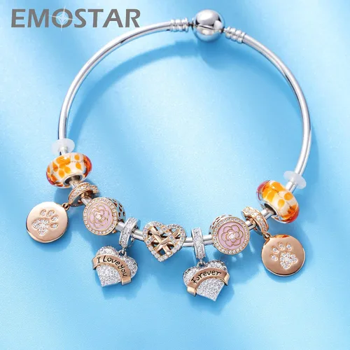Vista 4 de Dijes para la familia, plata de ley 925, madre, padre, hija, hijo, hermana, hermano, madrina, ahijada, nana, abuelo, sobrino, esposo, esposa, tía