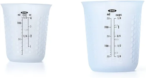 Vista 8 de 1 taza de medir de silicón para exprimir y verter, con patrón Stay-Cool, de la marca Oxo Good Grips, Transparente