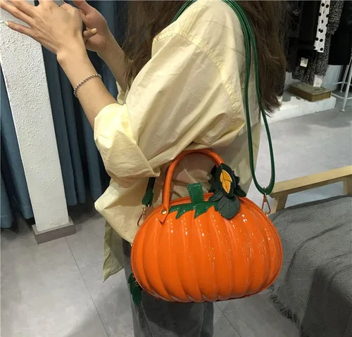 Vista 5 de QZUnique Bolso de hombro de calabaza 3D brillante PU monederos Halloween novedad bolsa cruzada bolsa de regalo de fiesta de vacaciones bolsa