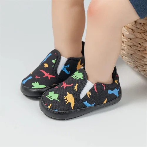 Vista 4 de Meckior - Zapatos para recién nacidos, tipo mocasines de lona con suela suave para recién nacidos, bebés, niños y niñas que estén dando sus primeros