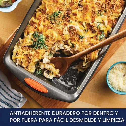 Vista 4 de Rachael Ray Yum-o! - Molde rectangular antiadherente para hornear Bandeja para hornear antiadherente de fácil liberación, 9 x 13 pulgadas, gris