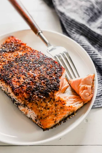 Vista 5 de Granos de pimienta Tellicherry ahumados de nogal – Sal marina gourmet Premium Chef condimentador parrilla, estufa, mesa, el sabor perfecto; todo