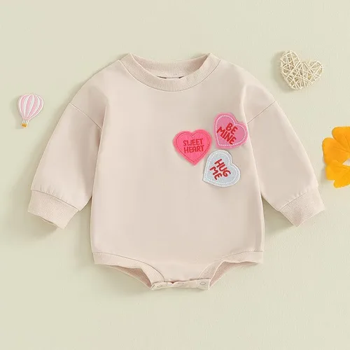 Vista 2 de Conjunto de manga larga para bebés y niñas, con texto en inglés My First Valentines Day