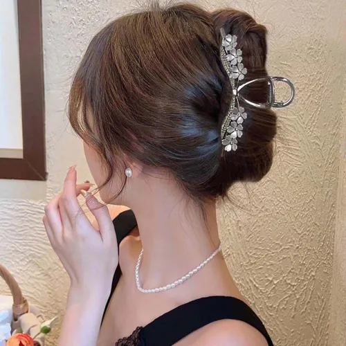 Vista 3 de BeeGift Pinza para el cabello, cristal negro, metal, pinza para el pelo para mujeres con cabello más delgado, grueso, sujeción fuerte, accesorio