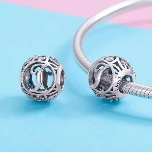 Vista 4 de Dijes de plata de ley 925 con inicial de la A a la Z para pulseras, collares, cuentas del alfabeto de circonita cúbica, regalos personalizados