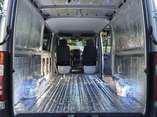 Vista 9 de Protector térmico térmico de amortiguación de sonido, adhesivo reflectante para automóvil, camión, camioneta, SUV, vehículo recreativo, amortiguador